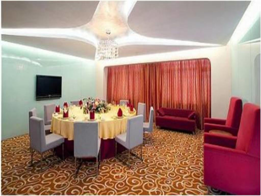 Holiday Inn Express Tianjin Binhai Экстерьер фото