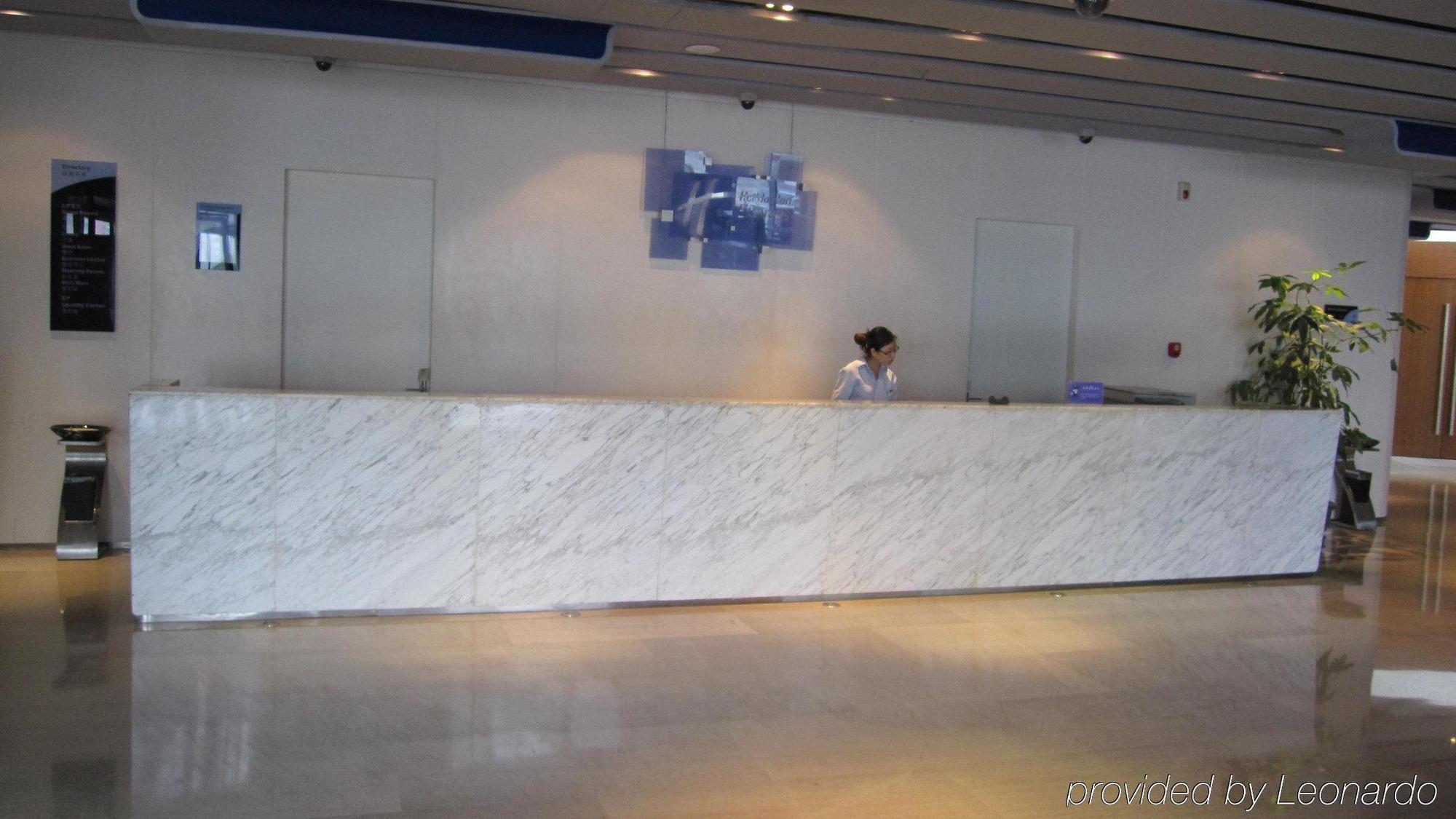 Holiday Inn Express Tianjin Binhai Экстерьер фото